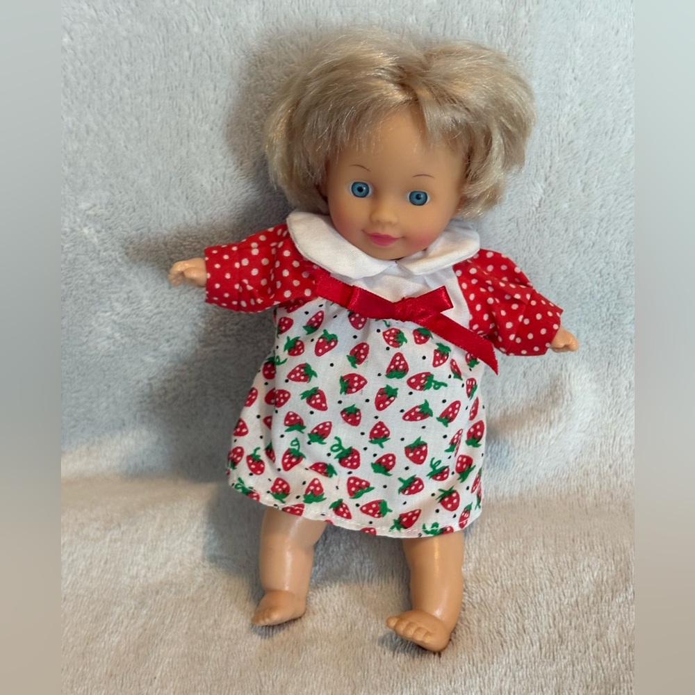 VTG 1998 Citi Toy Doll Vinyl And Cloth Body Blonde Red White Strawberry Dress 7”